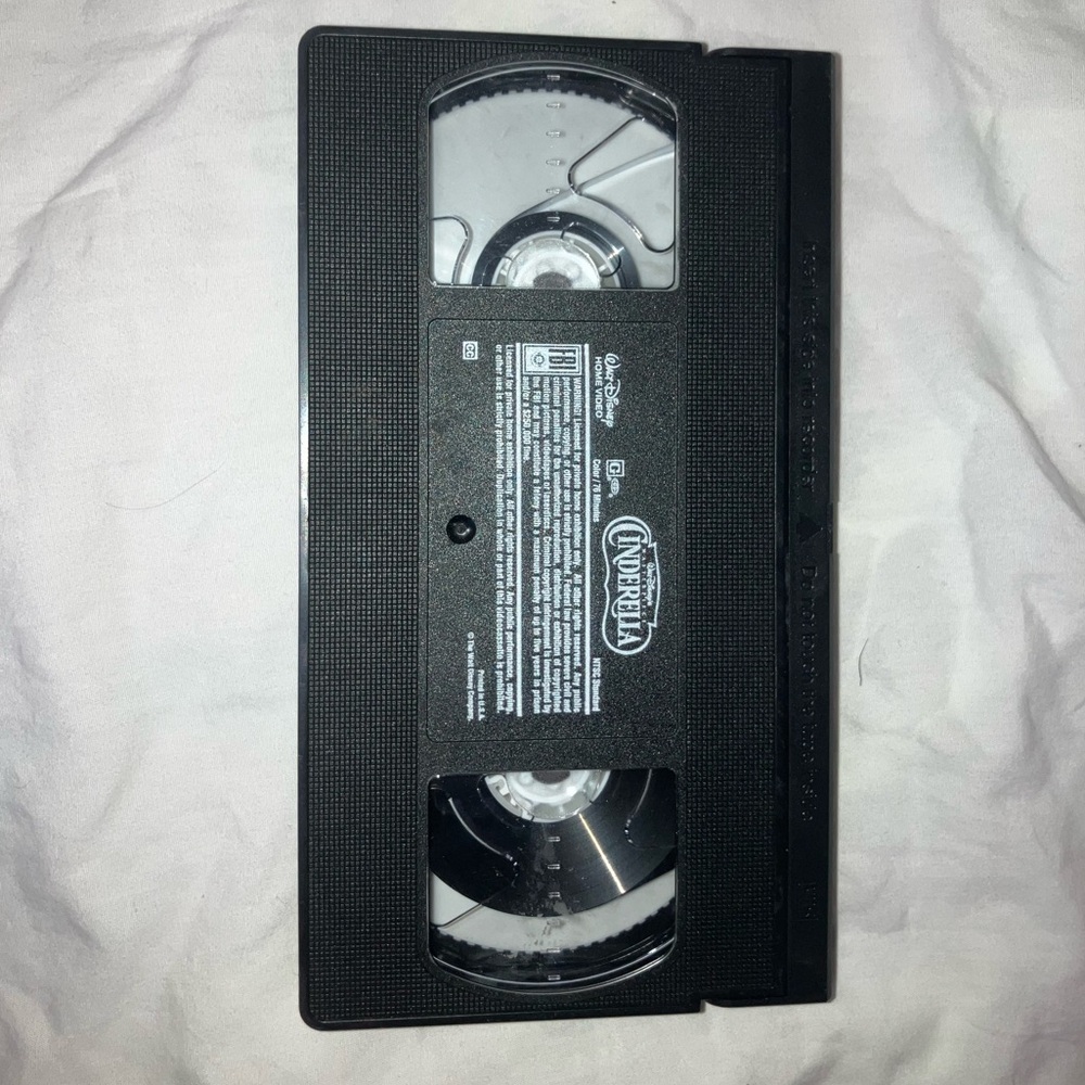 Cinderella VHS Tape - Picture 13 of 15
